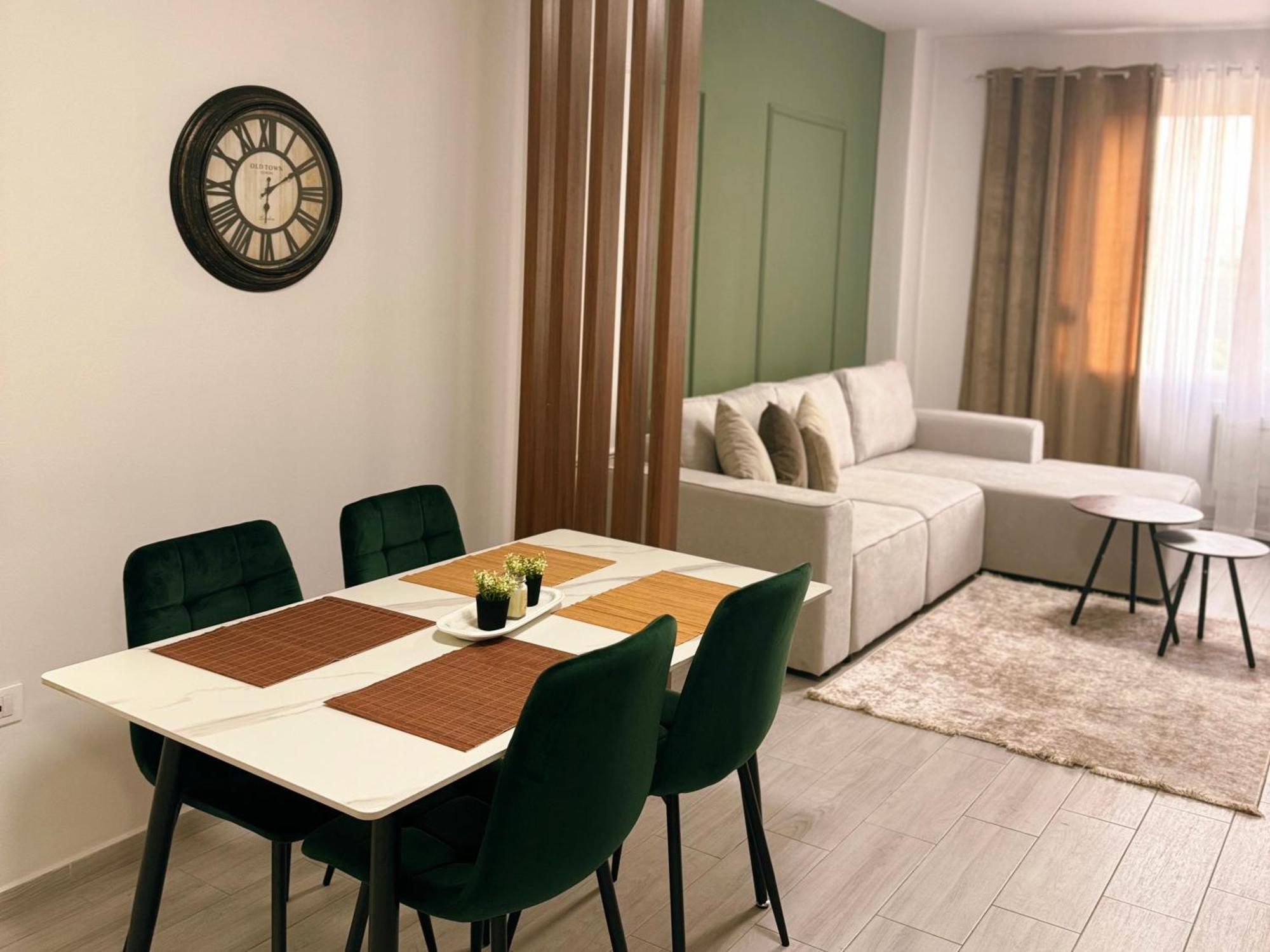 Enol Plazza Apartment Tiranë Eksteriør bilde