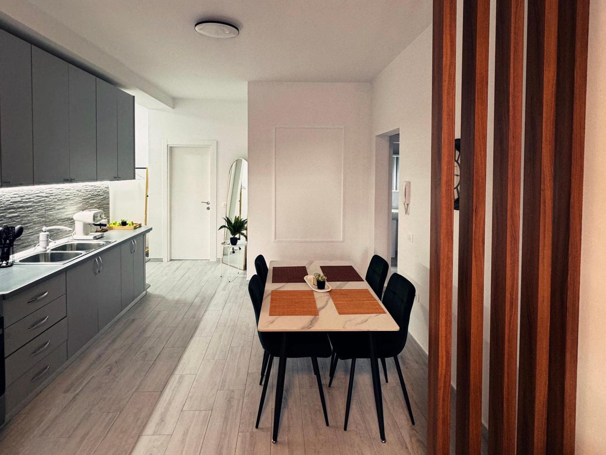 Enol Plazza Apartment Tiranë Eksteriør bilde
